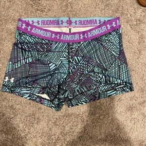 Under armour women’s shorts XXL